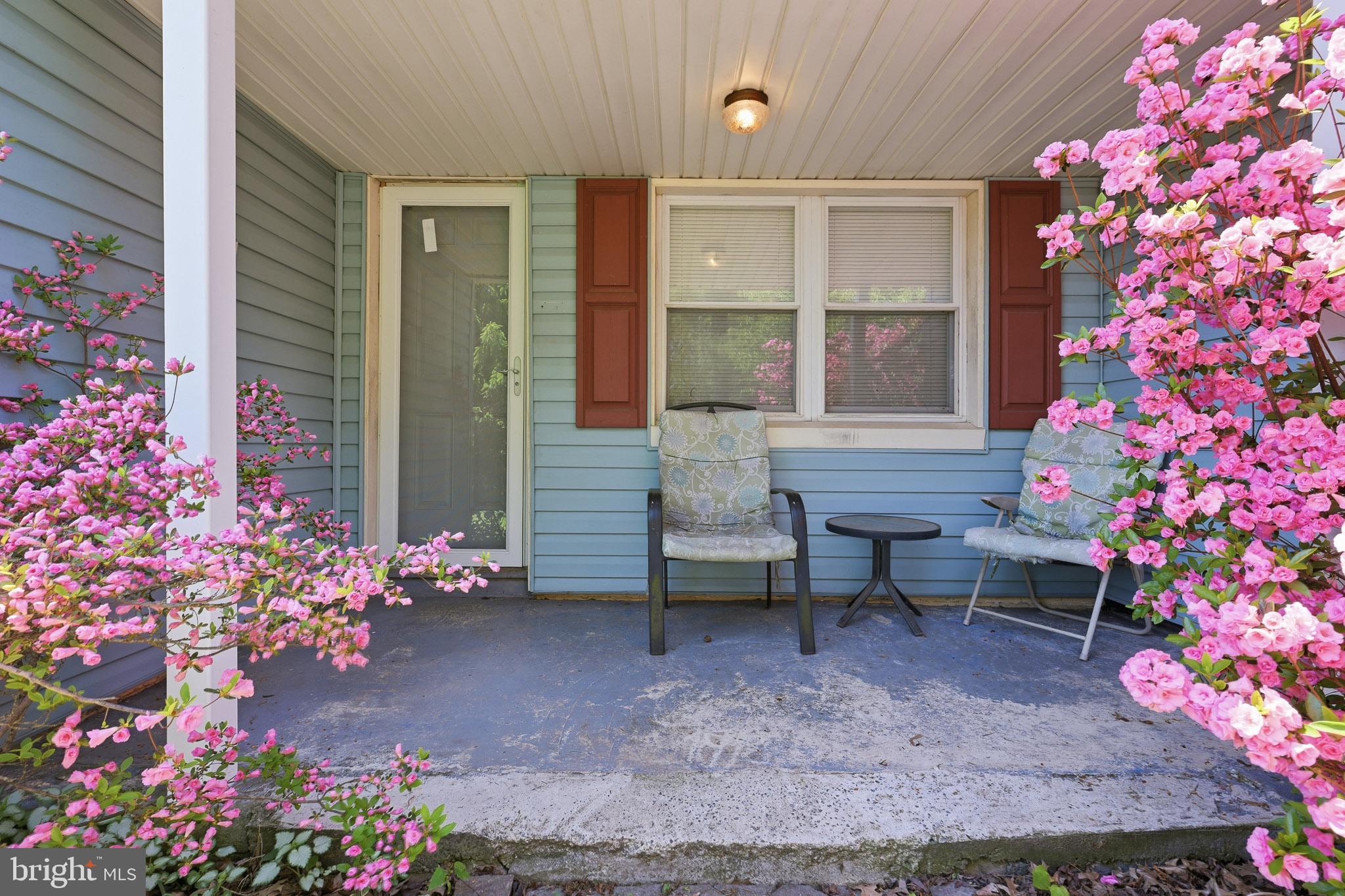 330 CEDAR LANE