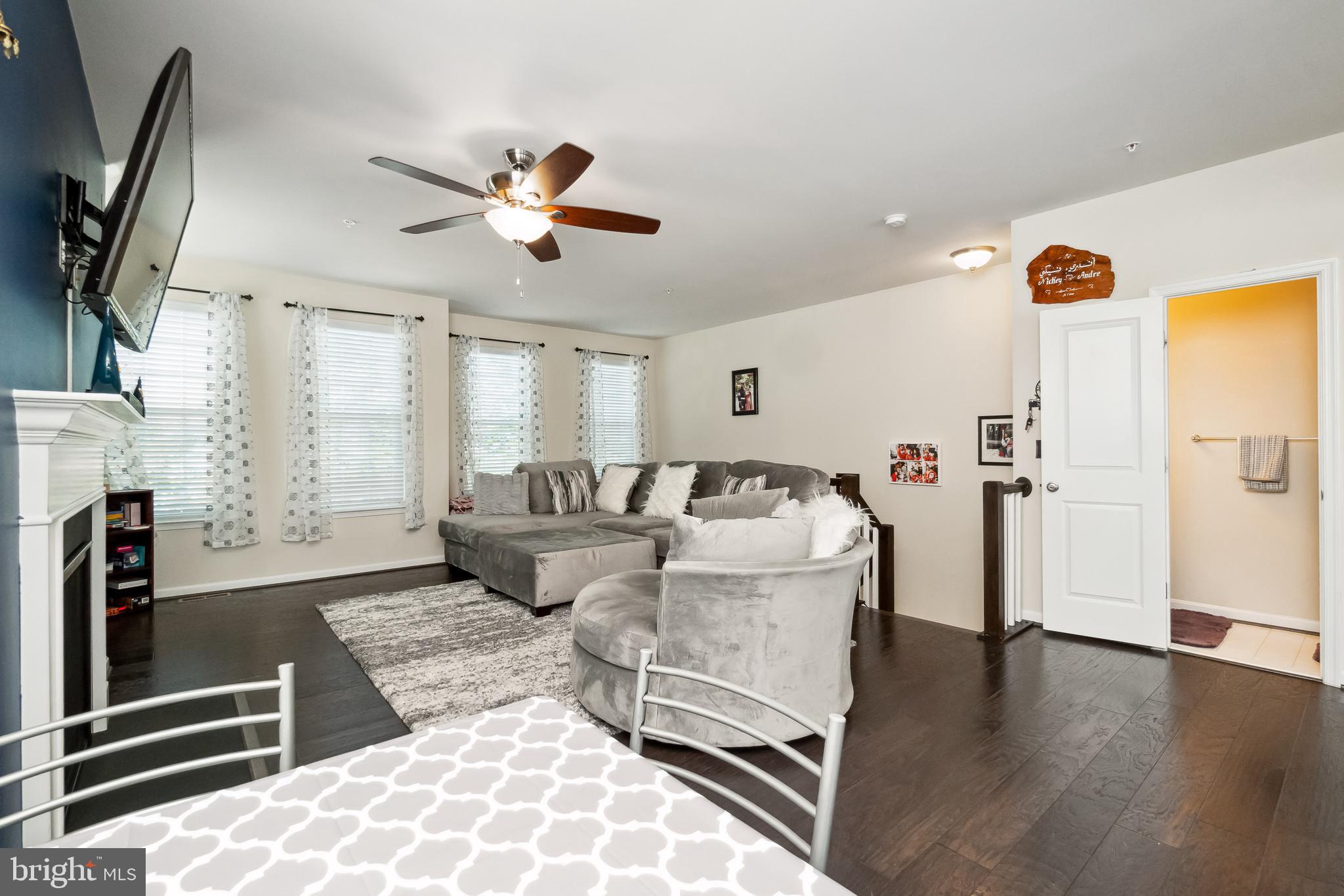 STEEPLECHASE - Residential Lease