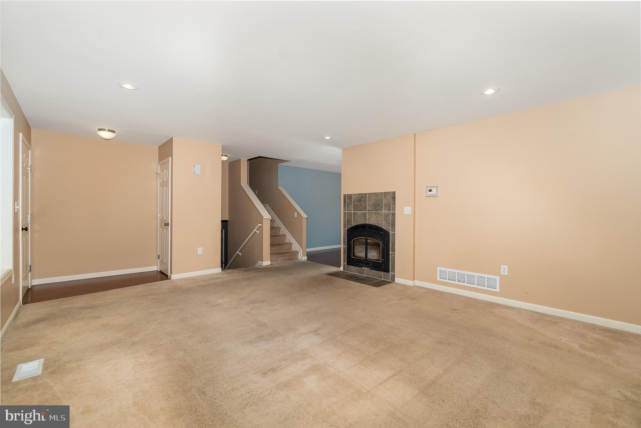 NORTH MIDDLETON TWP - Residential