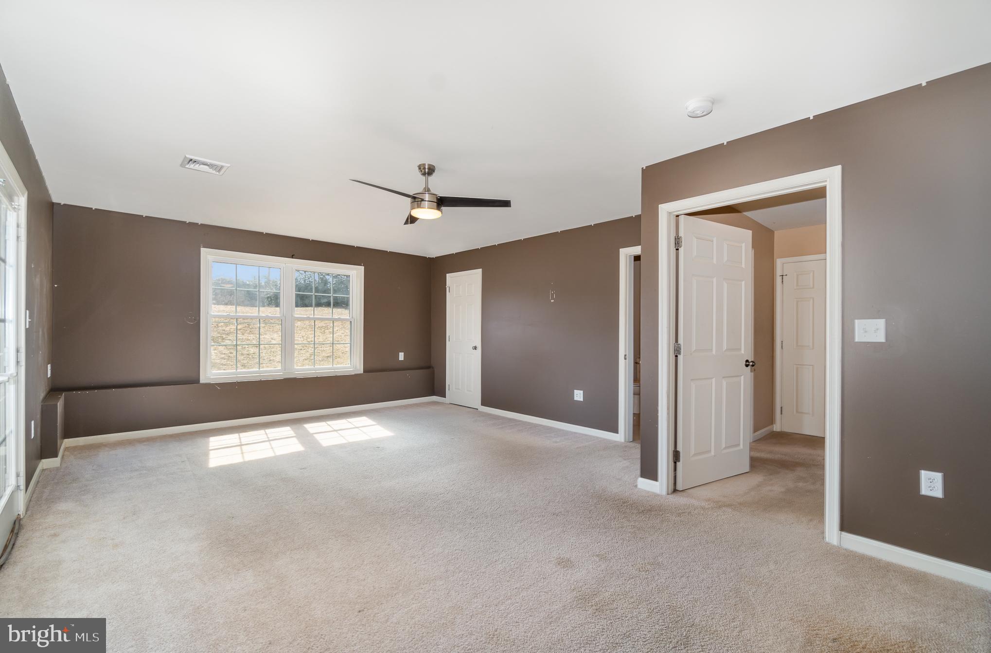 NORTH MIDDLETON TWP - Residential