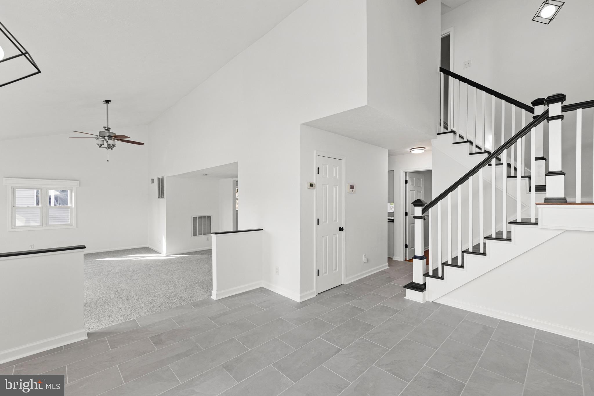 LAKE HOLIDAY ESTATES - Residential