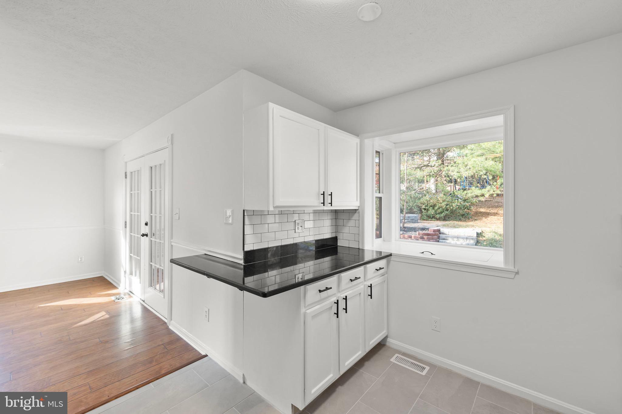 LAKE HOLIDAY ESTATES - Residential