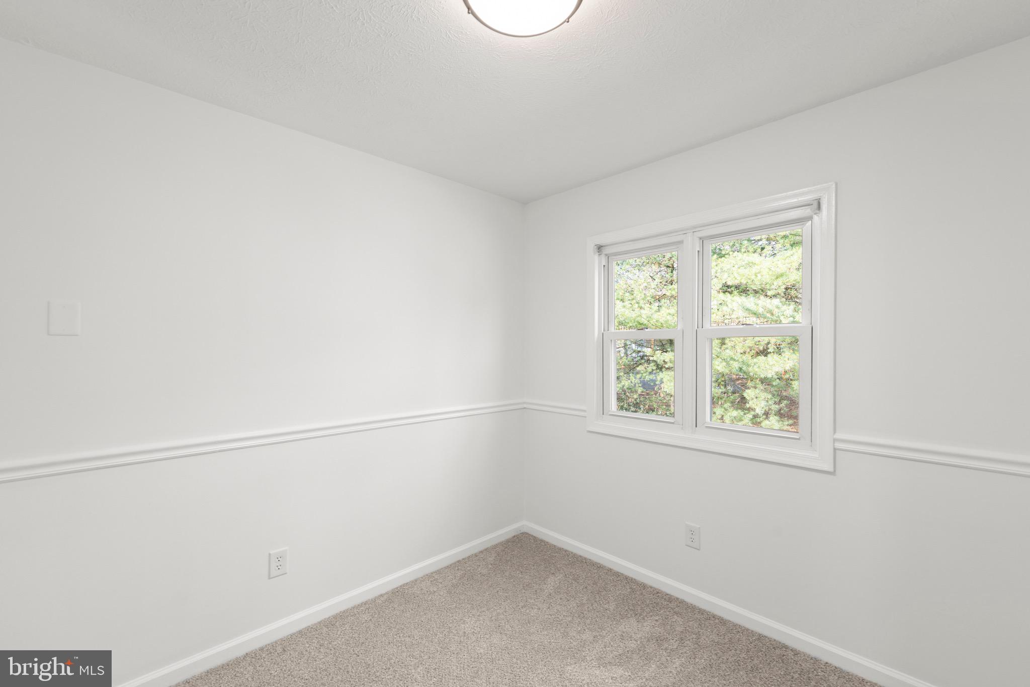 LAKE HOLIDAY ESTATES - Residential