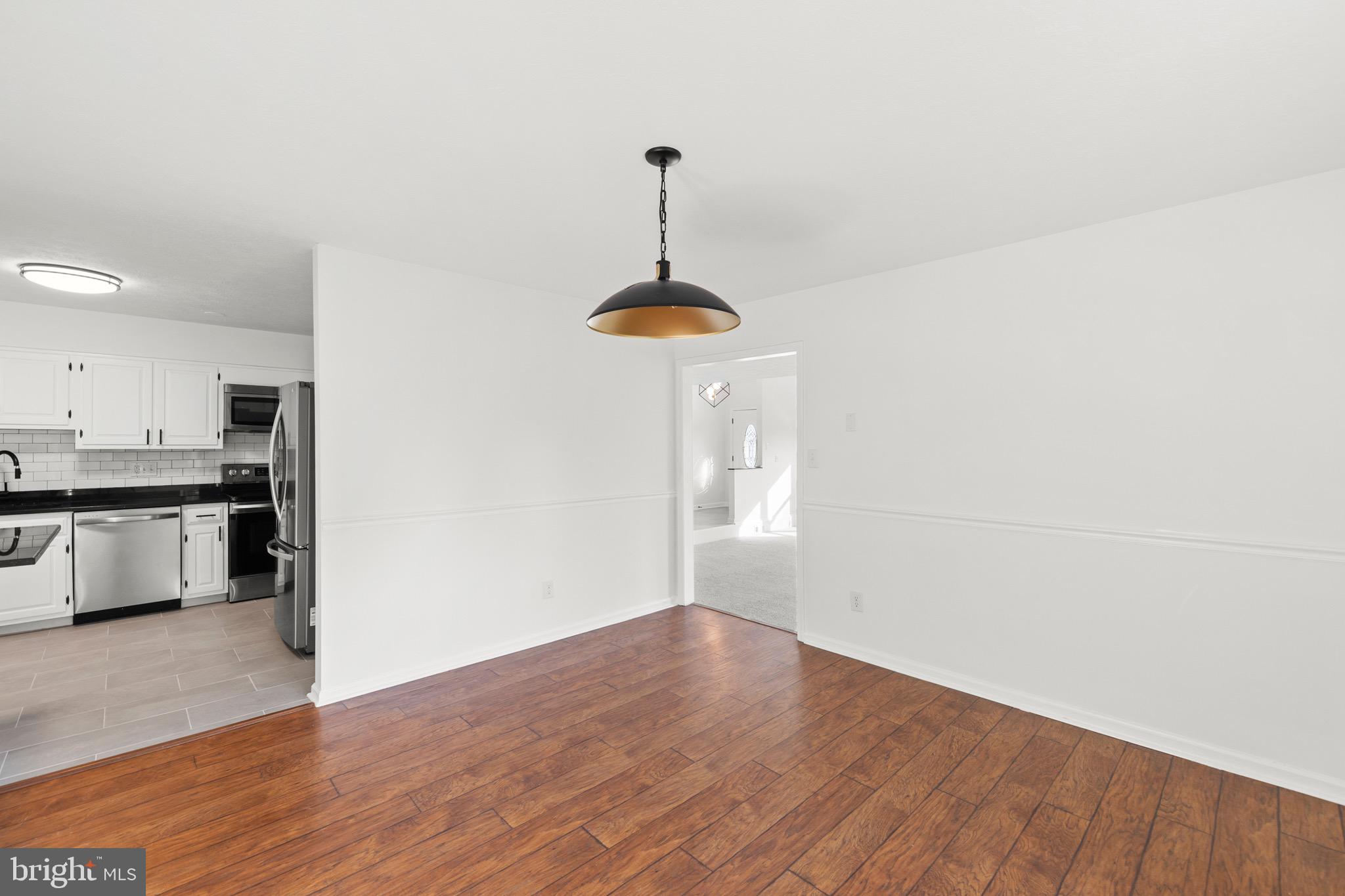 LAKE HOLIDAY ESTATES - Residential