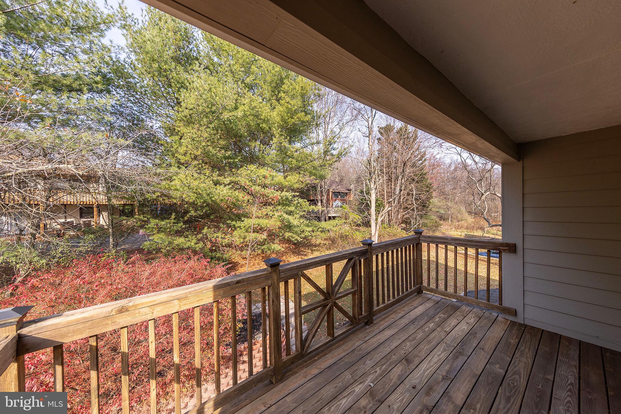 LAKE HOLIDAY ESTATES - Residential