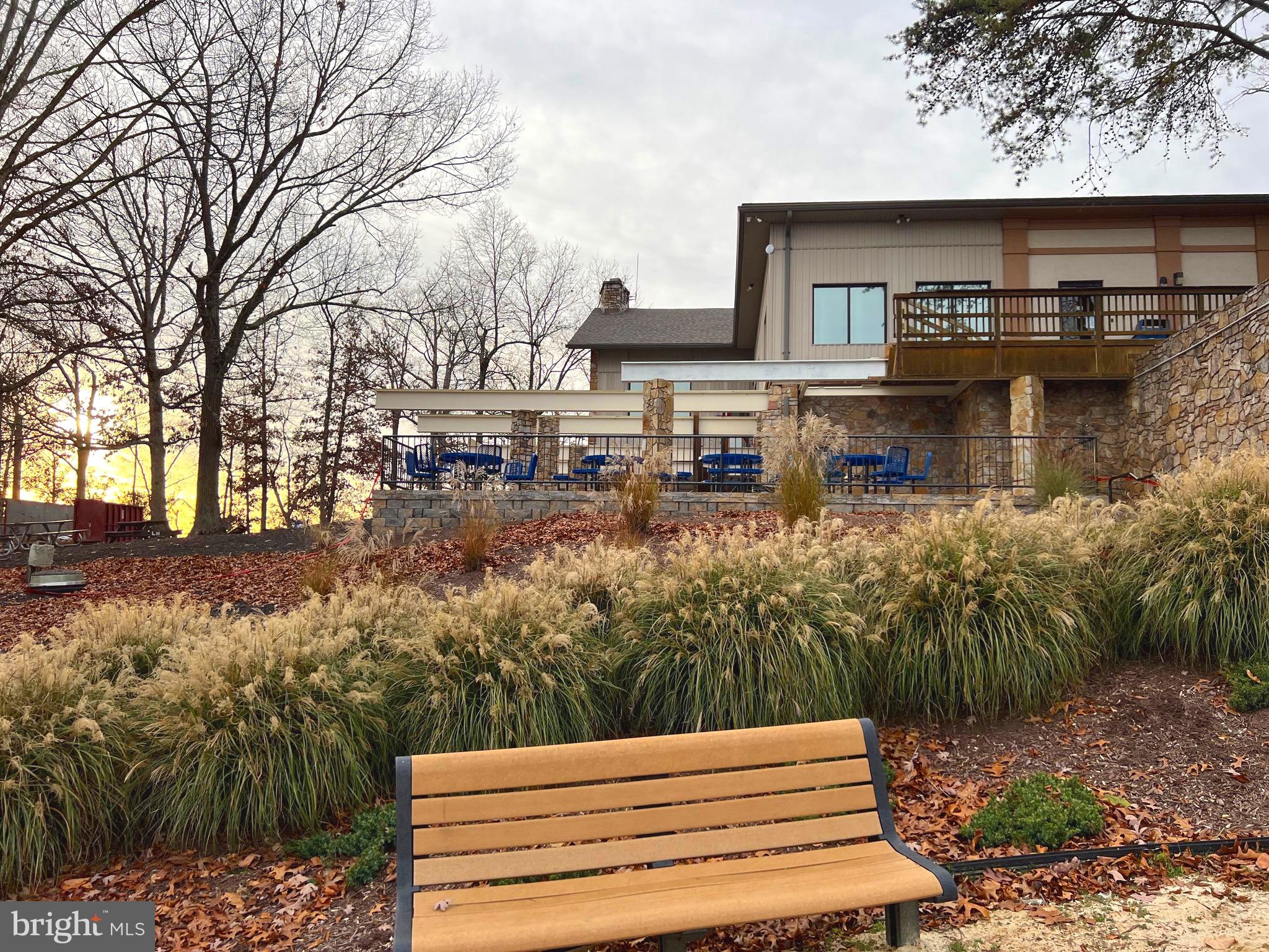 LAKE HOLIDAY ESTATES - Residential