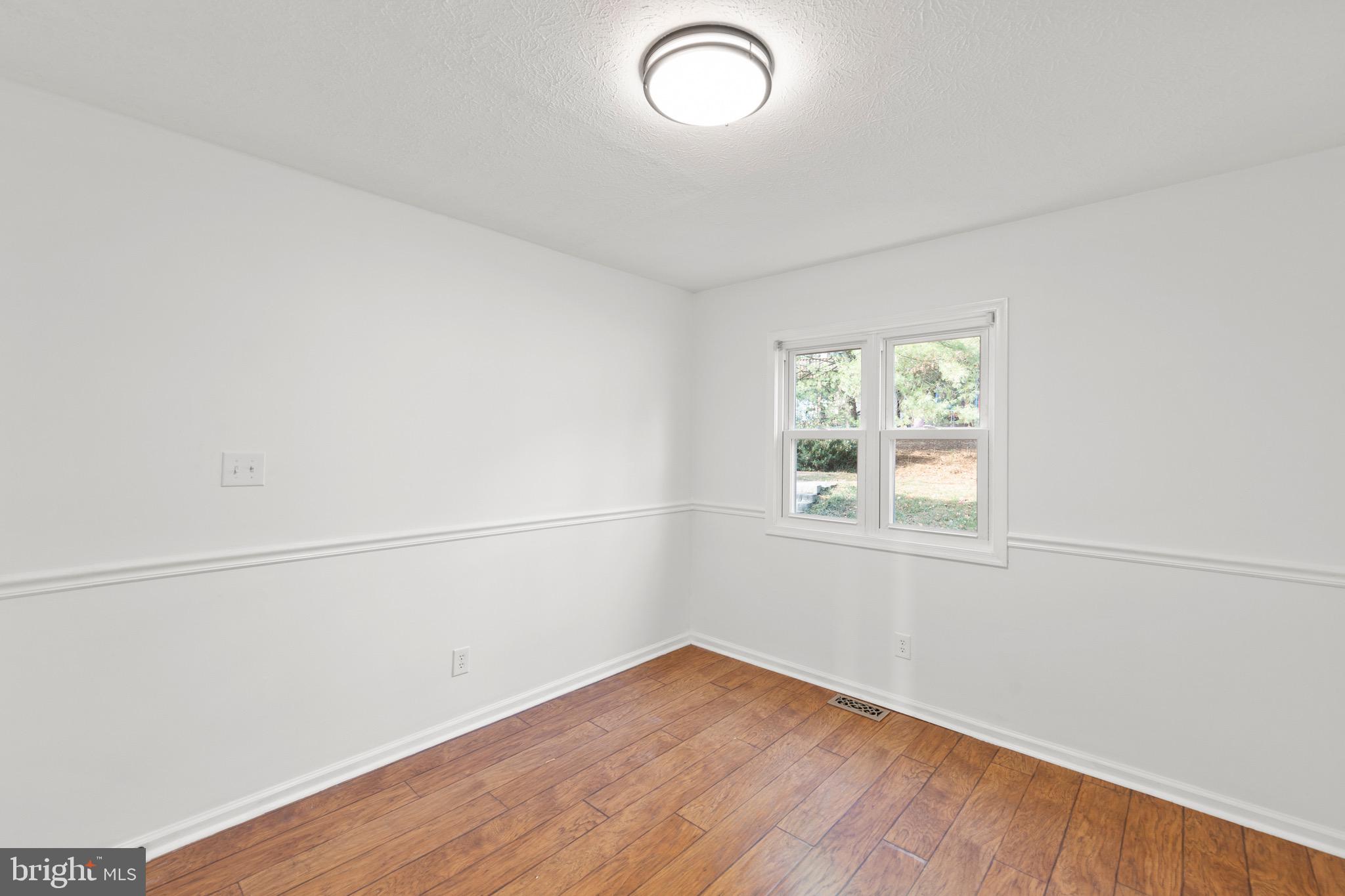 LAKE HOLIDAY ESTATES - Residential