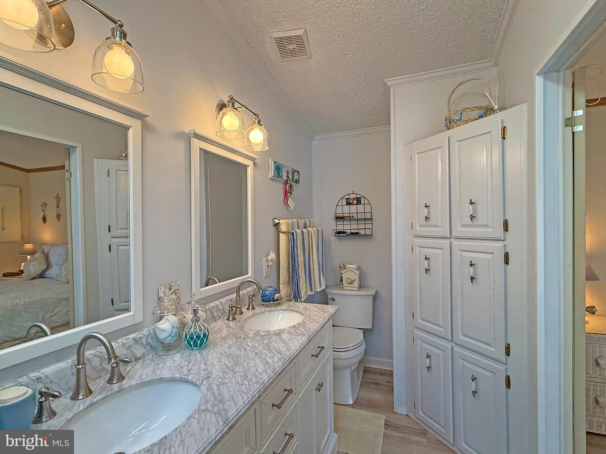 ASPEN MEADOWS - Residential