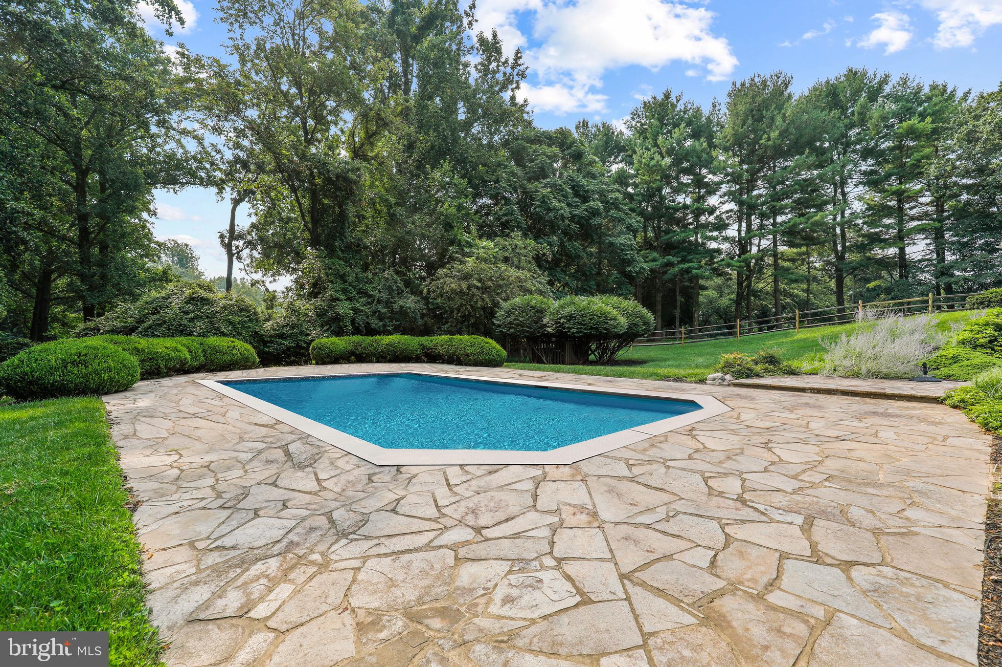 GREENSPRING - Residential