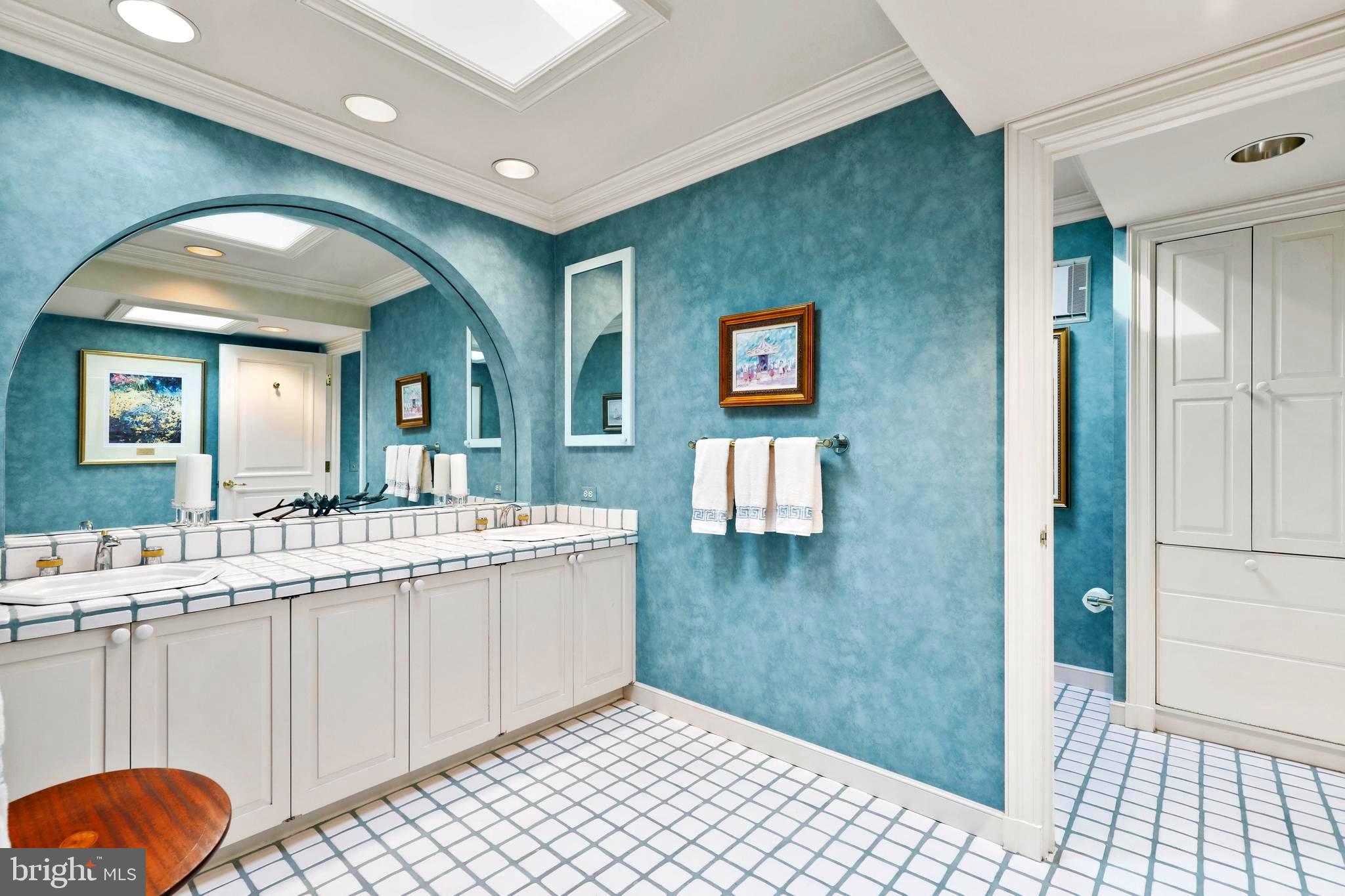 GREENSPRING - Residential