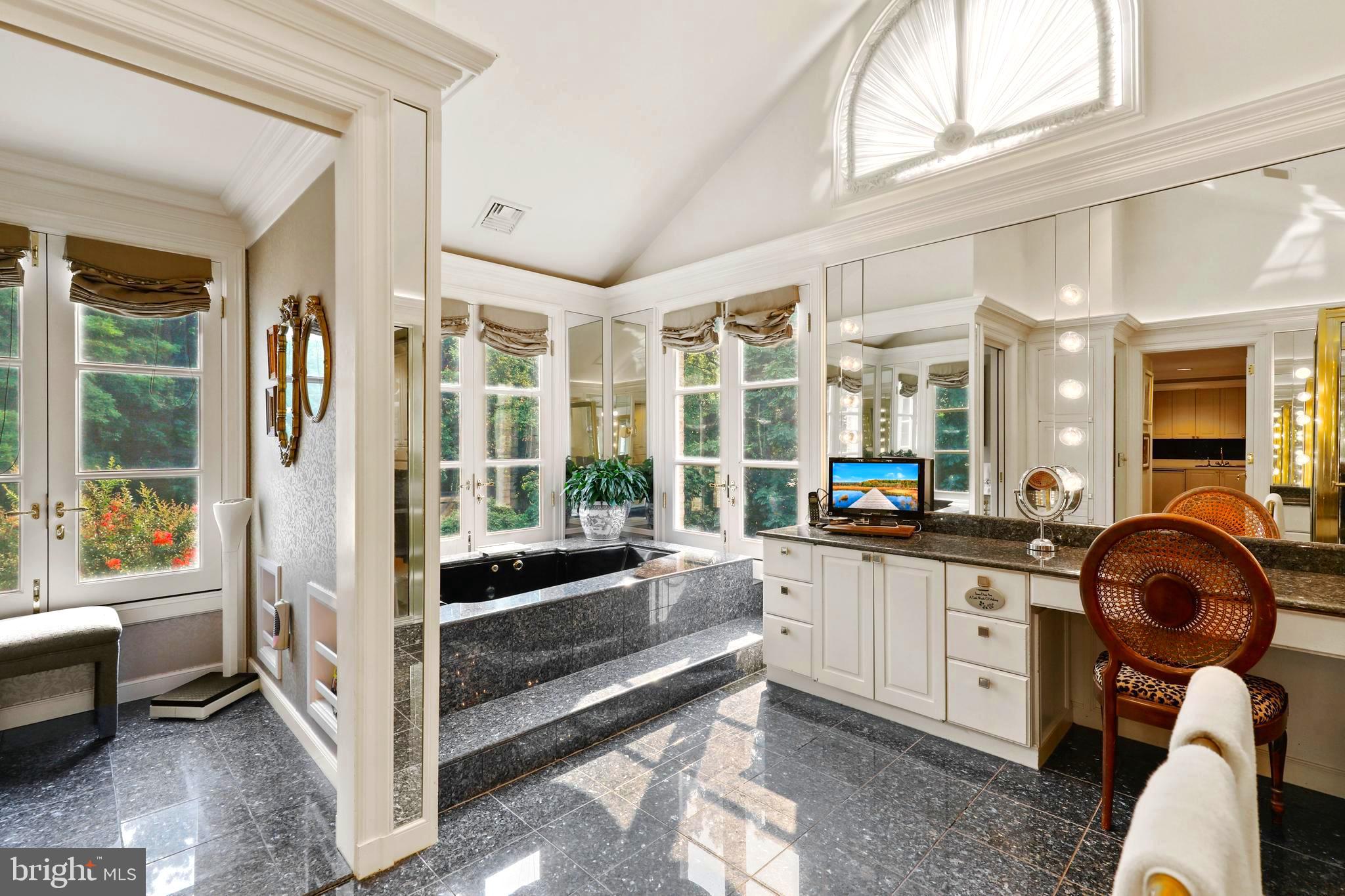 GREENSPRING - Residential