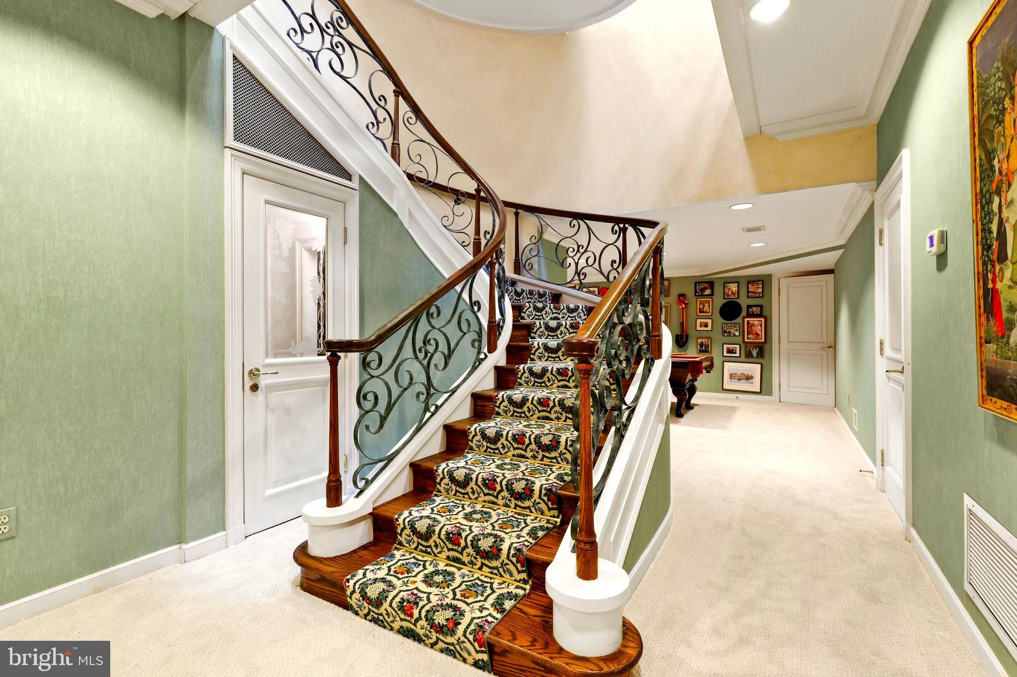 GREENSPRING - Residential