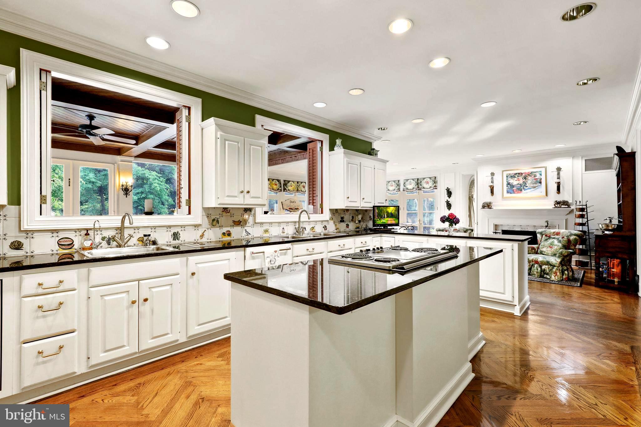 GREENSPRING - Residential