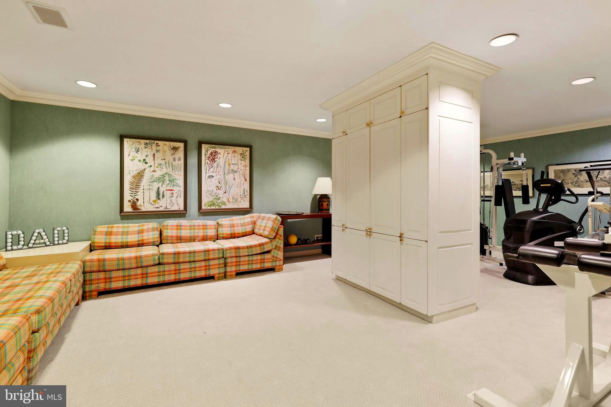 GREENSPRING - Residential