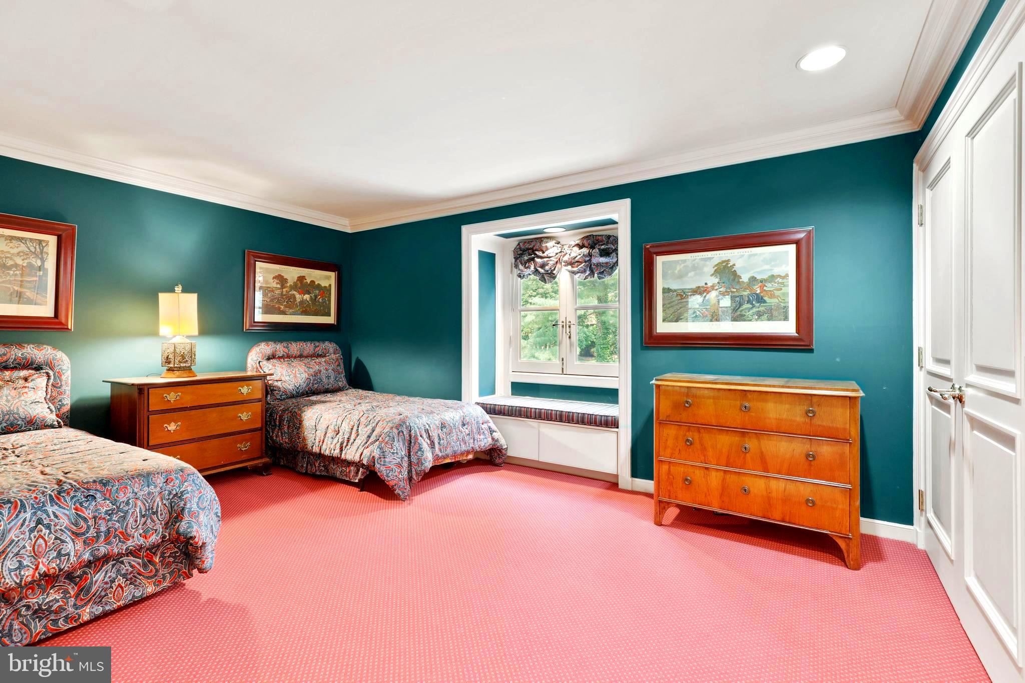 GREENSPRING - Residential