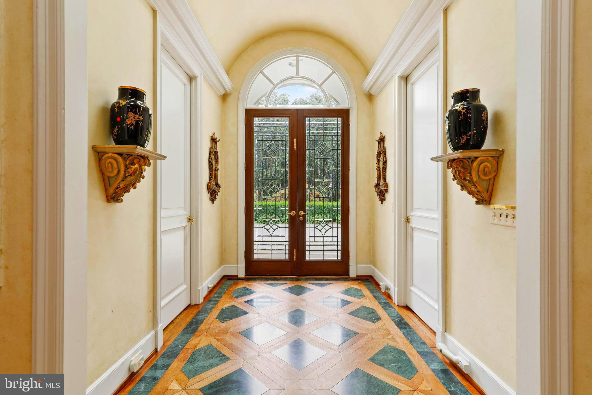 GREENSPRING - Residential