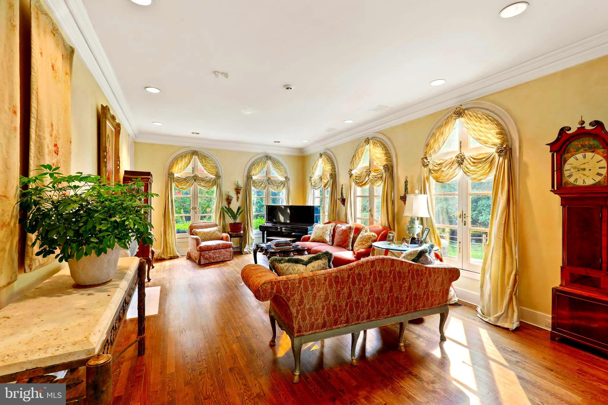 GREENSPRING - Residential