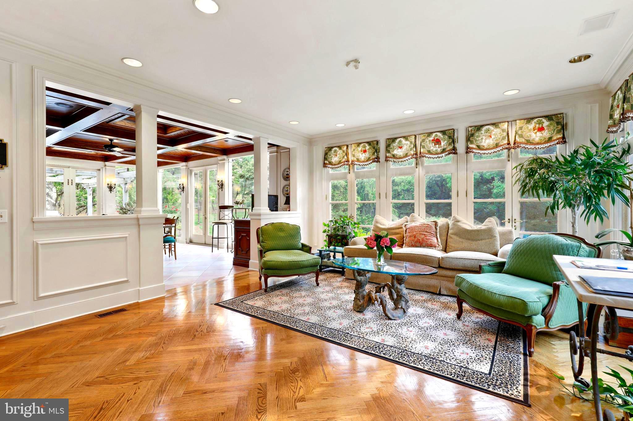 GREENSPRING - Residential