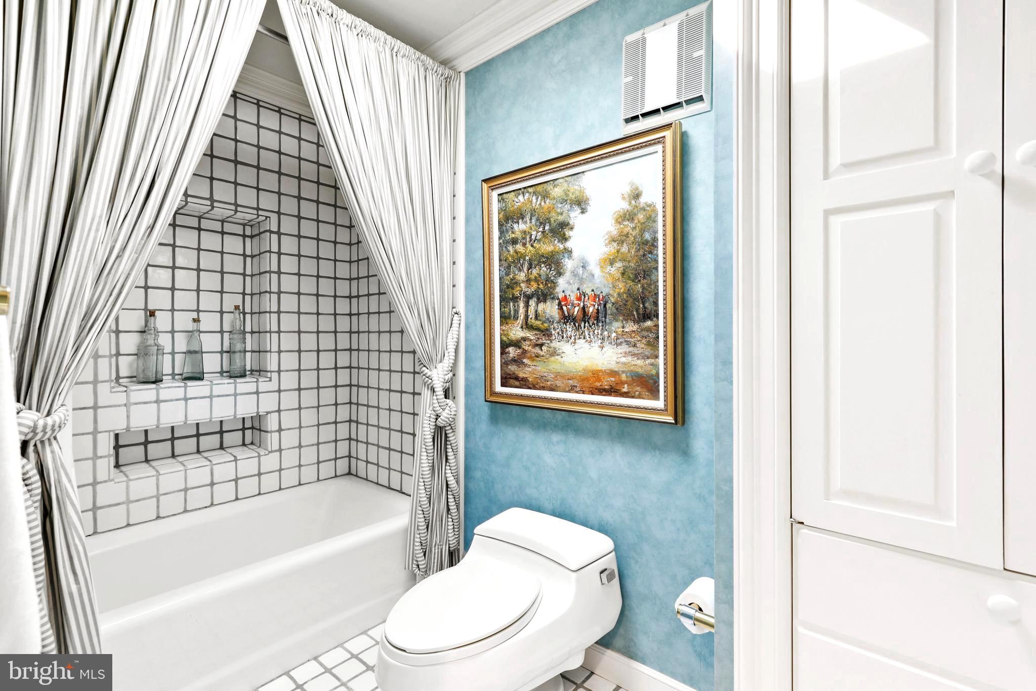 GREENSPRING - Residential