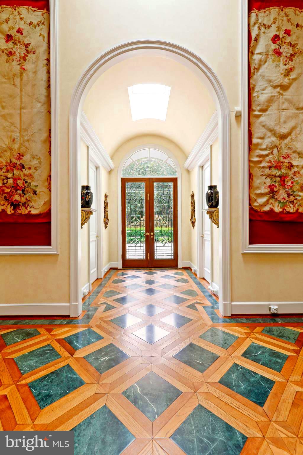 GREENSPRING - Residential