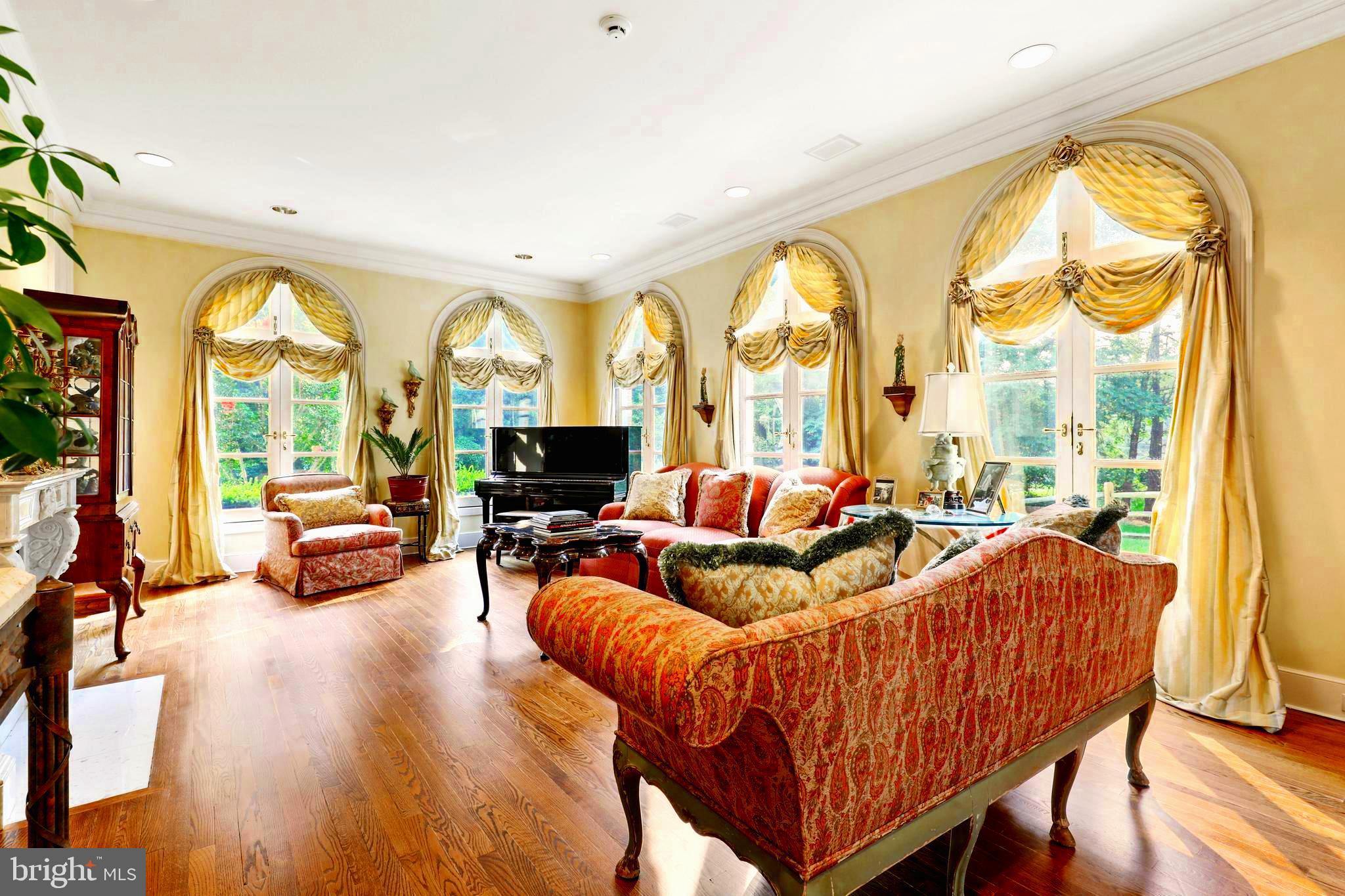 GREENSPRING - Residential