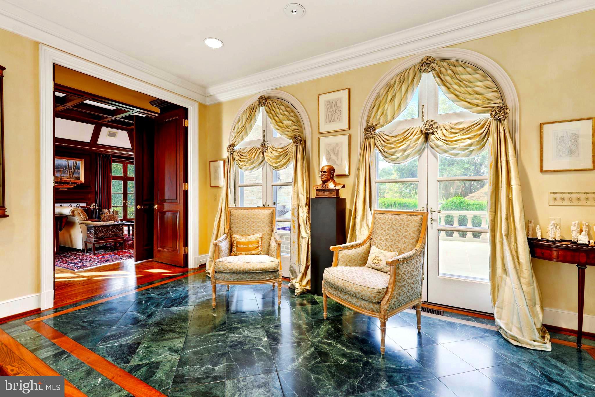 GREENSPRING - Residential