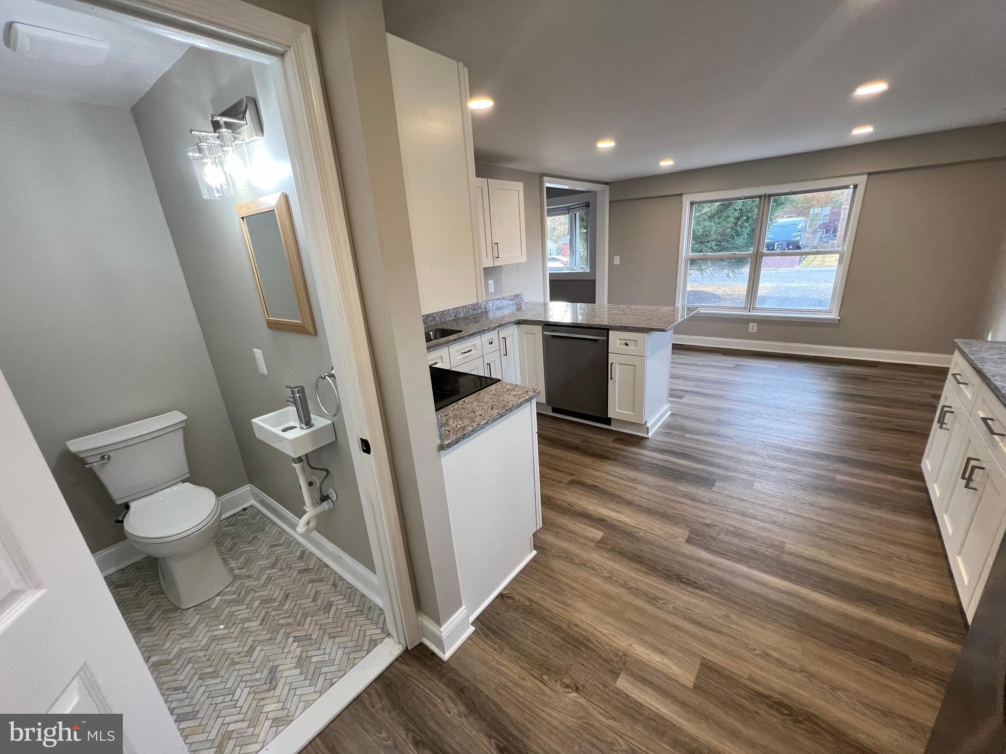 WILL-O-BROOK - Residential Lease