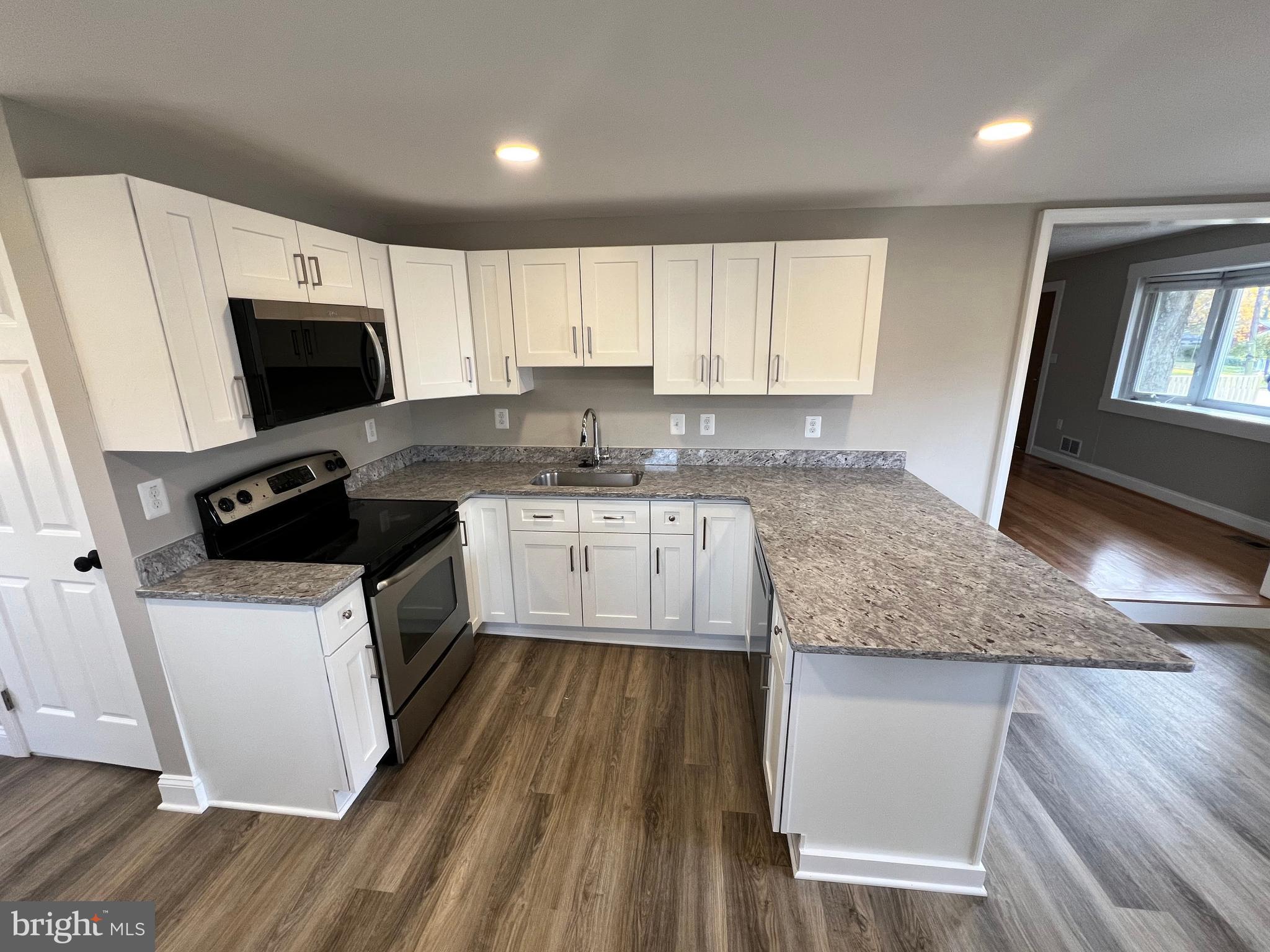 WILL-O-BROOK - Residential Lease