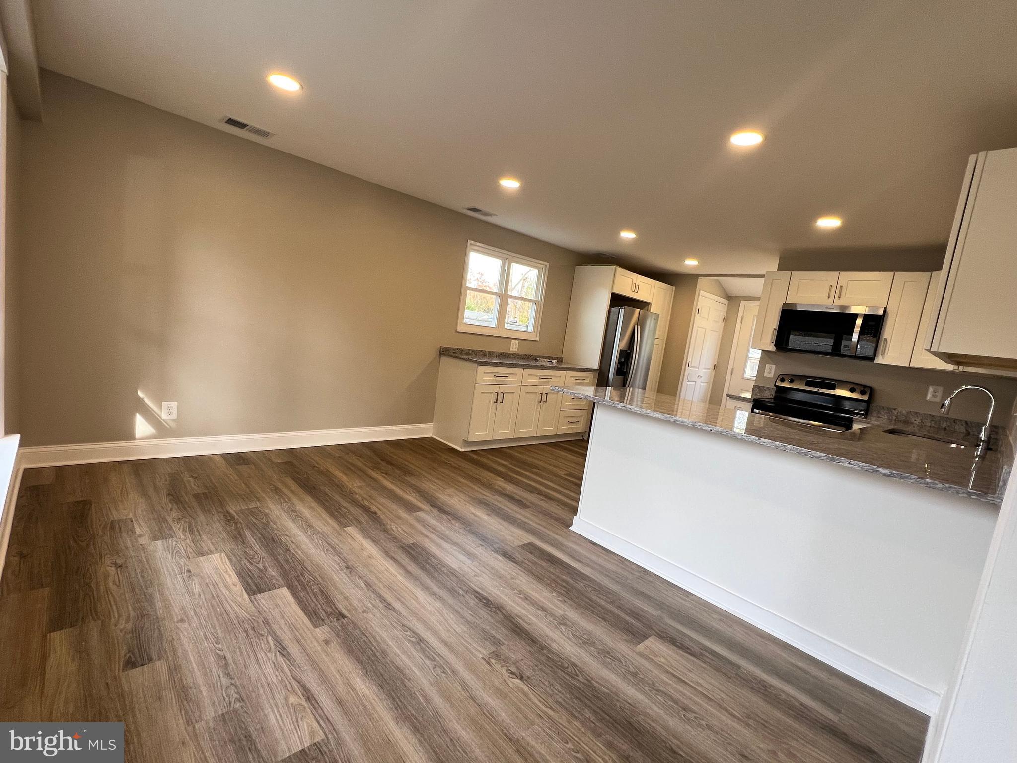 WILL-O-BROOK - Residential Lease