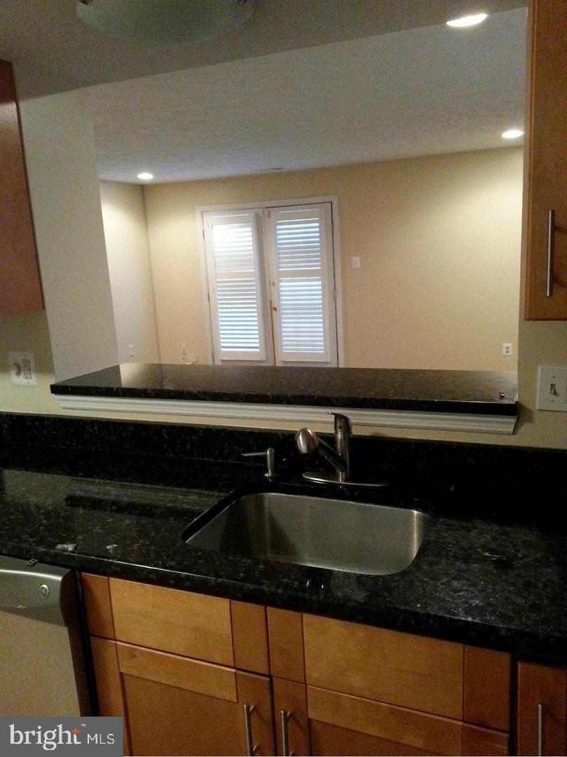 KETTERING BY THE PARK I - Residential Lease