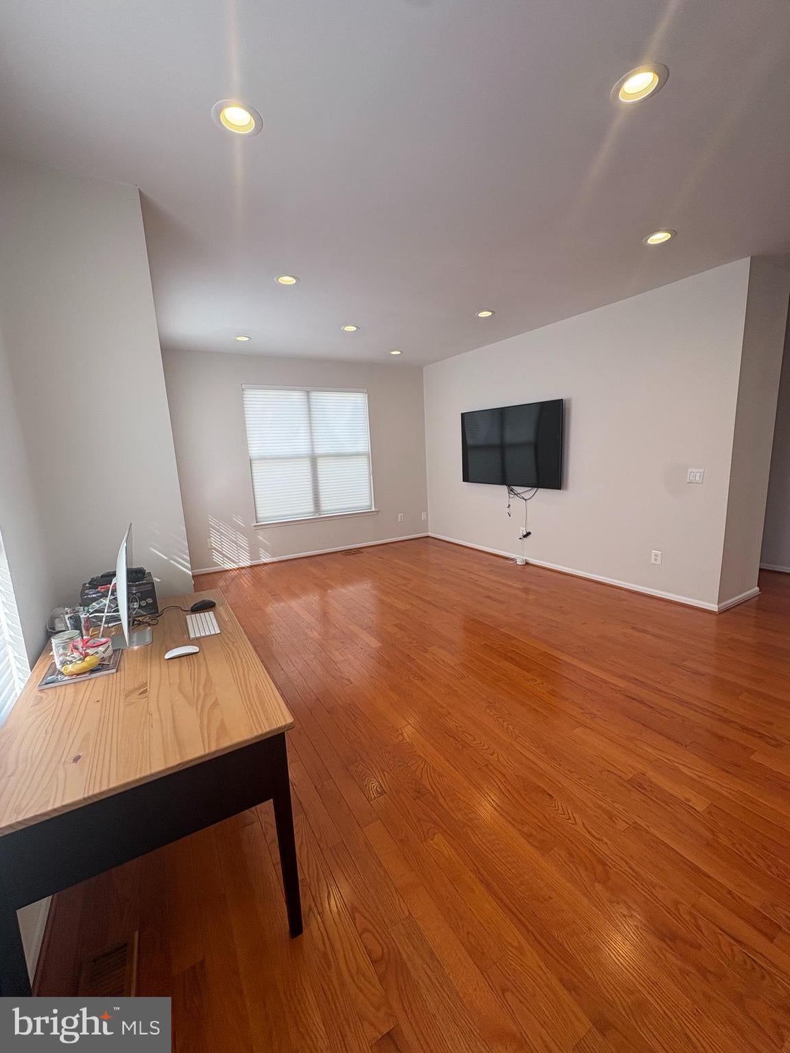 3024 MAINSTONE DRIVE