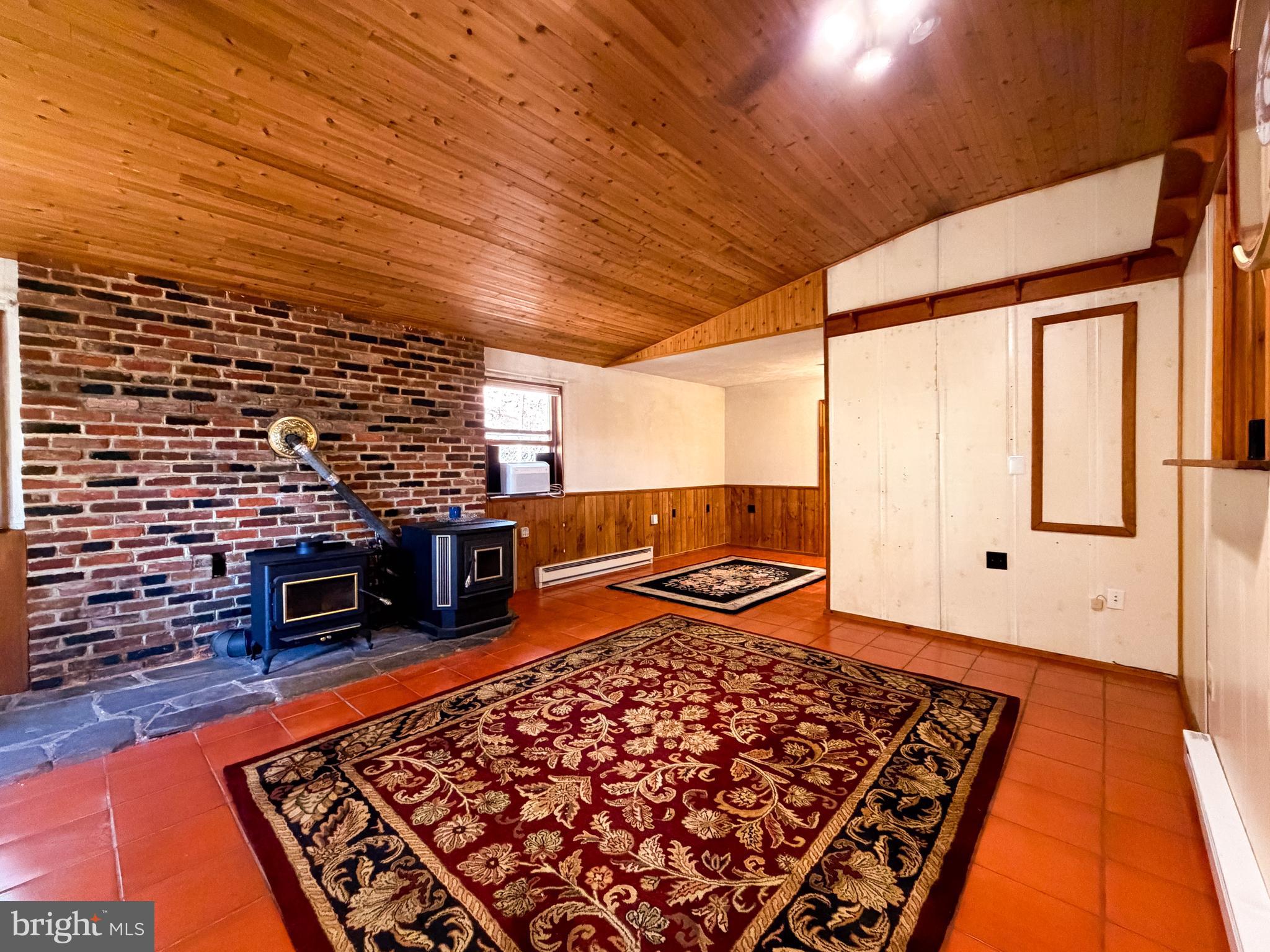 HOUSER - Residential