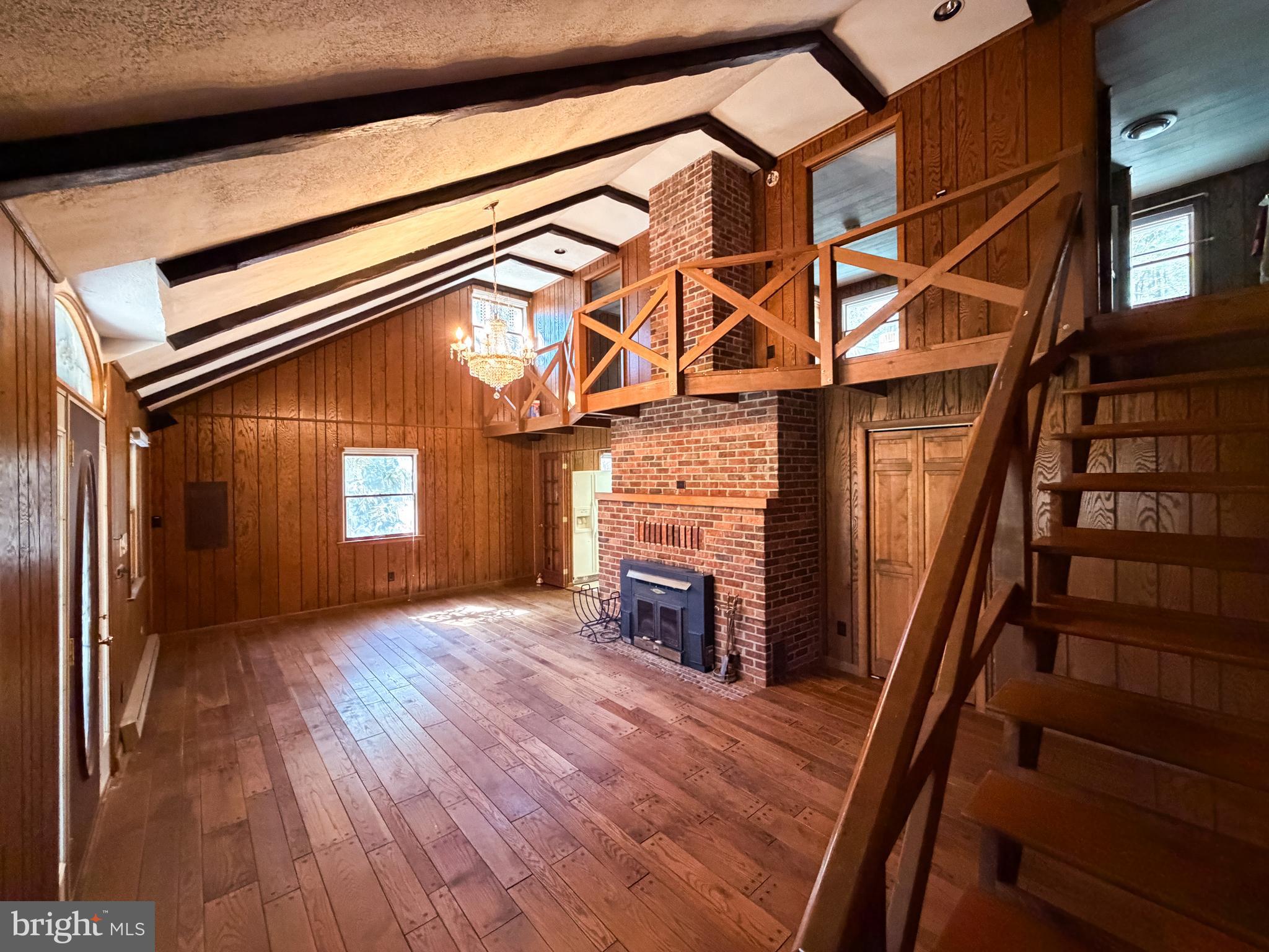 HOUSER - Residential