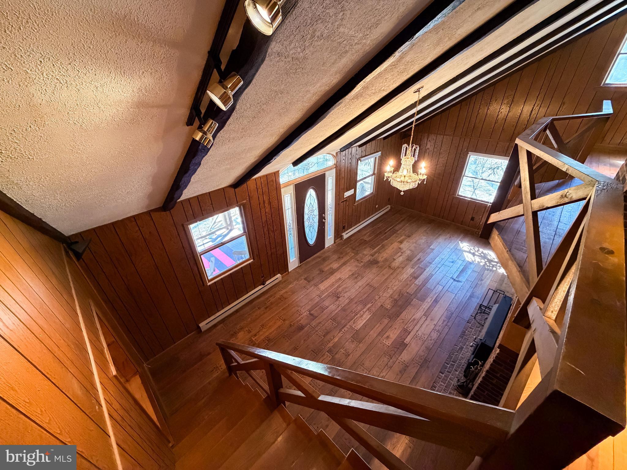 HOUSER - Residential