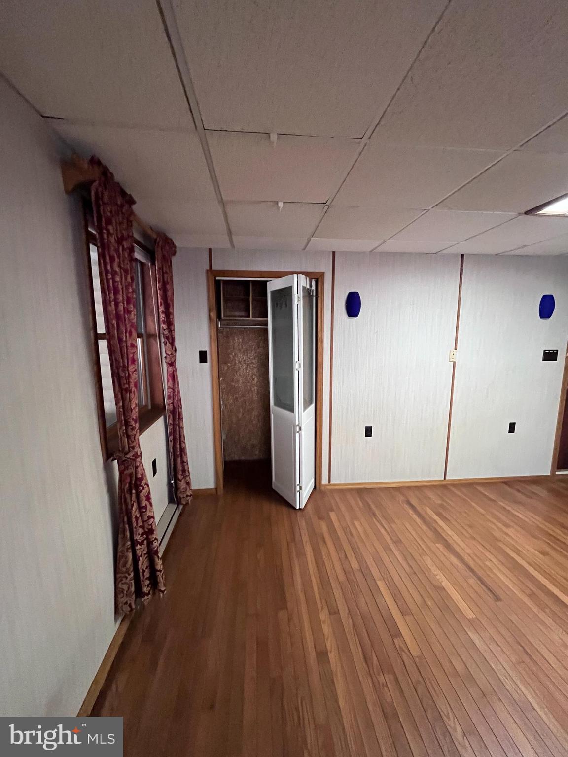 HOUSER - Residential