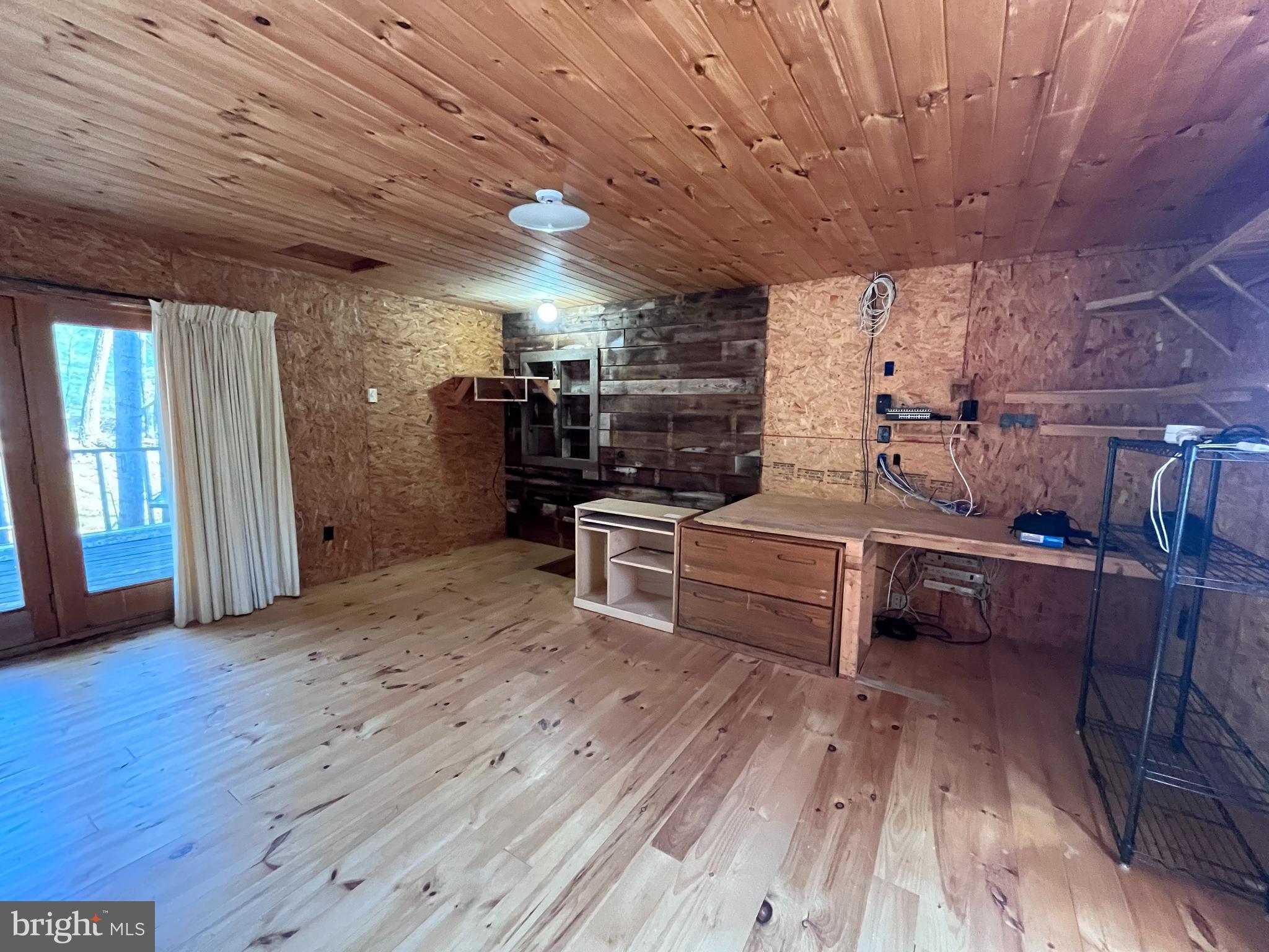 HOUSER - Residential