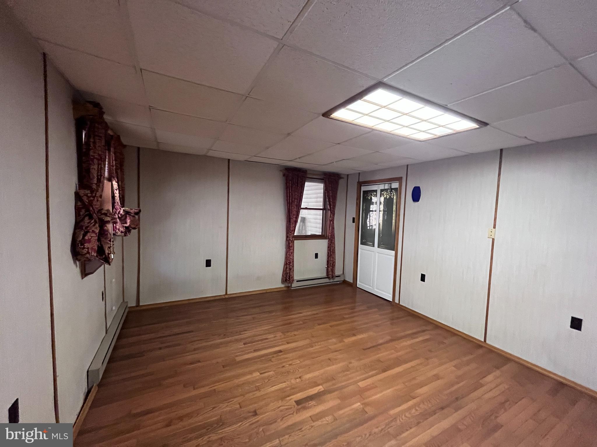 HOUSER - Residential