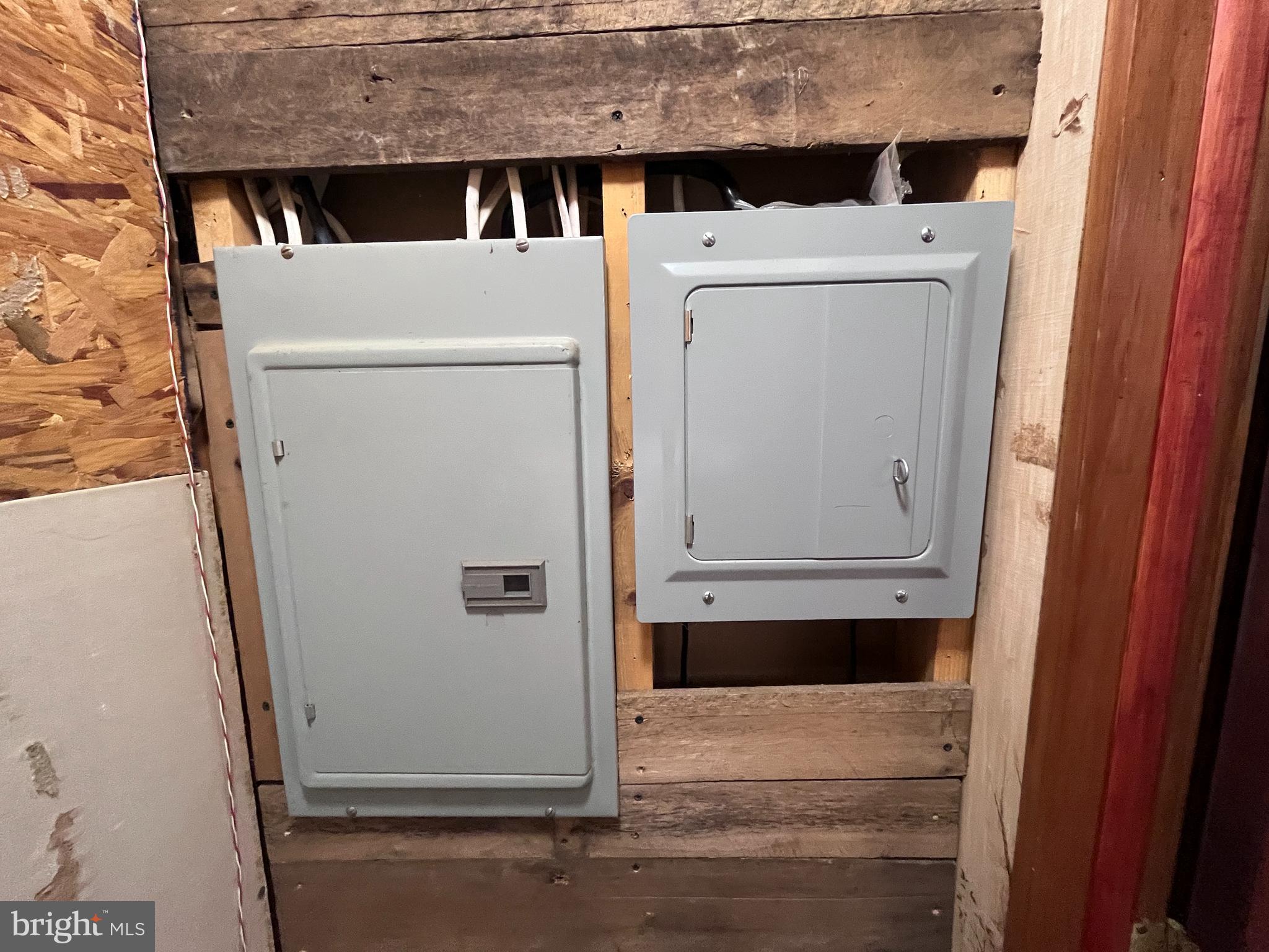 HOUSER - Residential