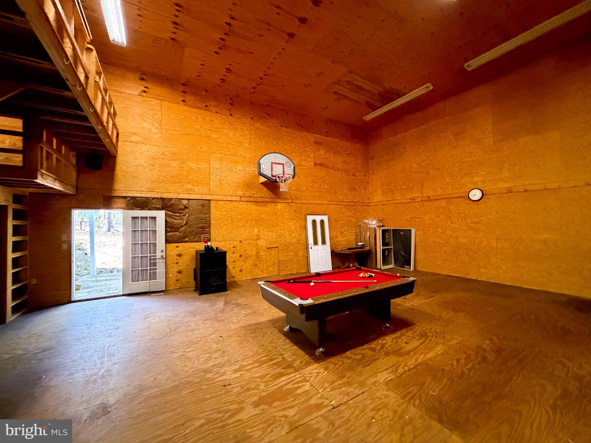 HOUSER - Residential