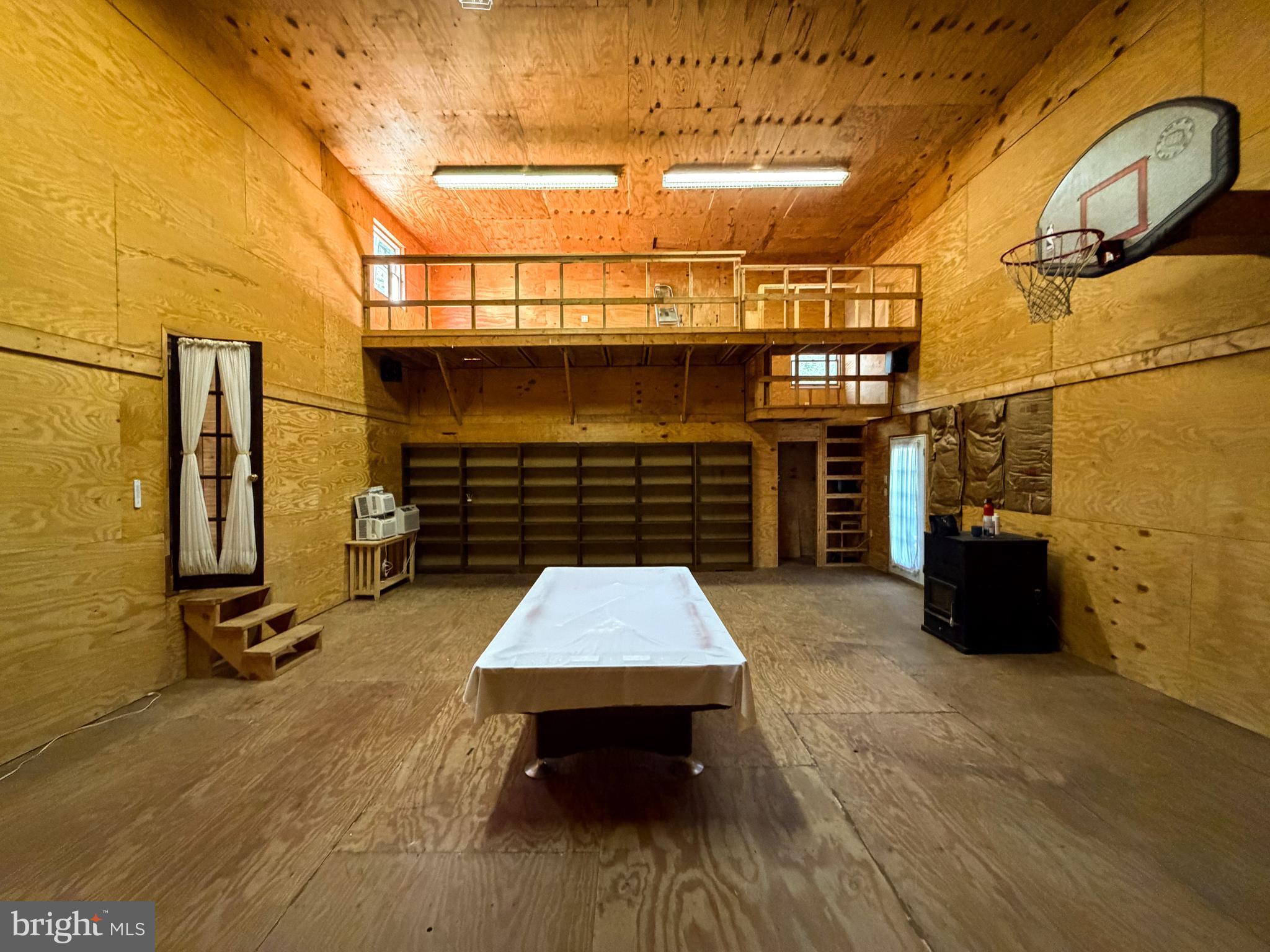 HOUSER - Residential