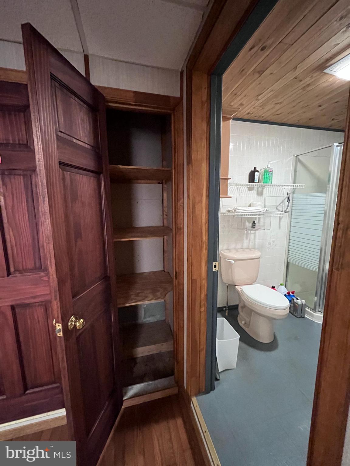 HOUSER - Residential