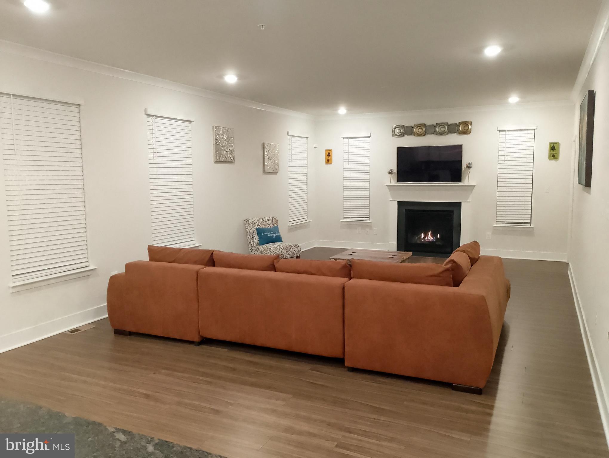 STONEHAVEN - Residential