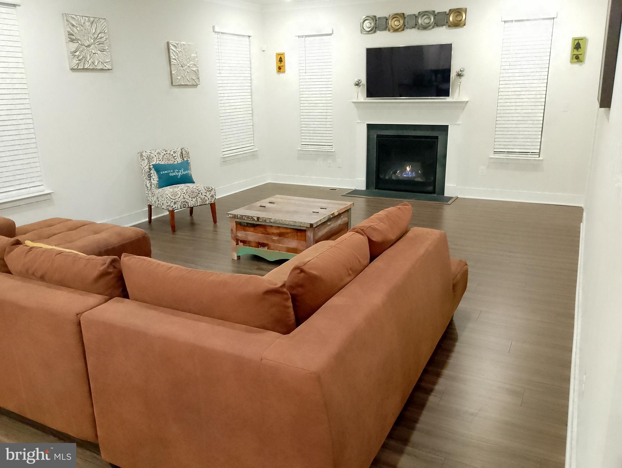 STONEHAVEN - Residential