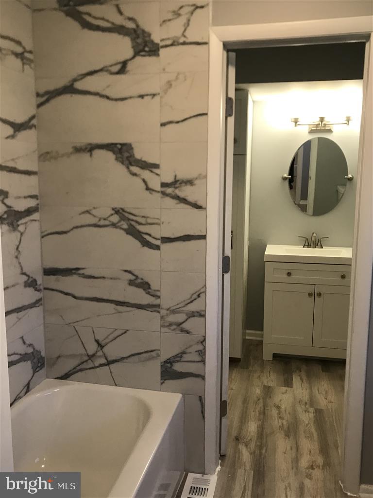 ARDMORE ESTATES - Residential