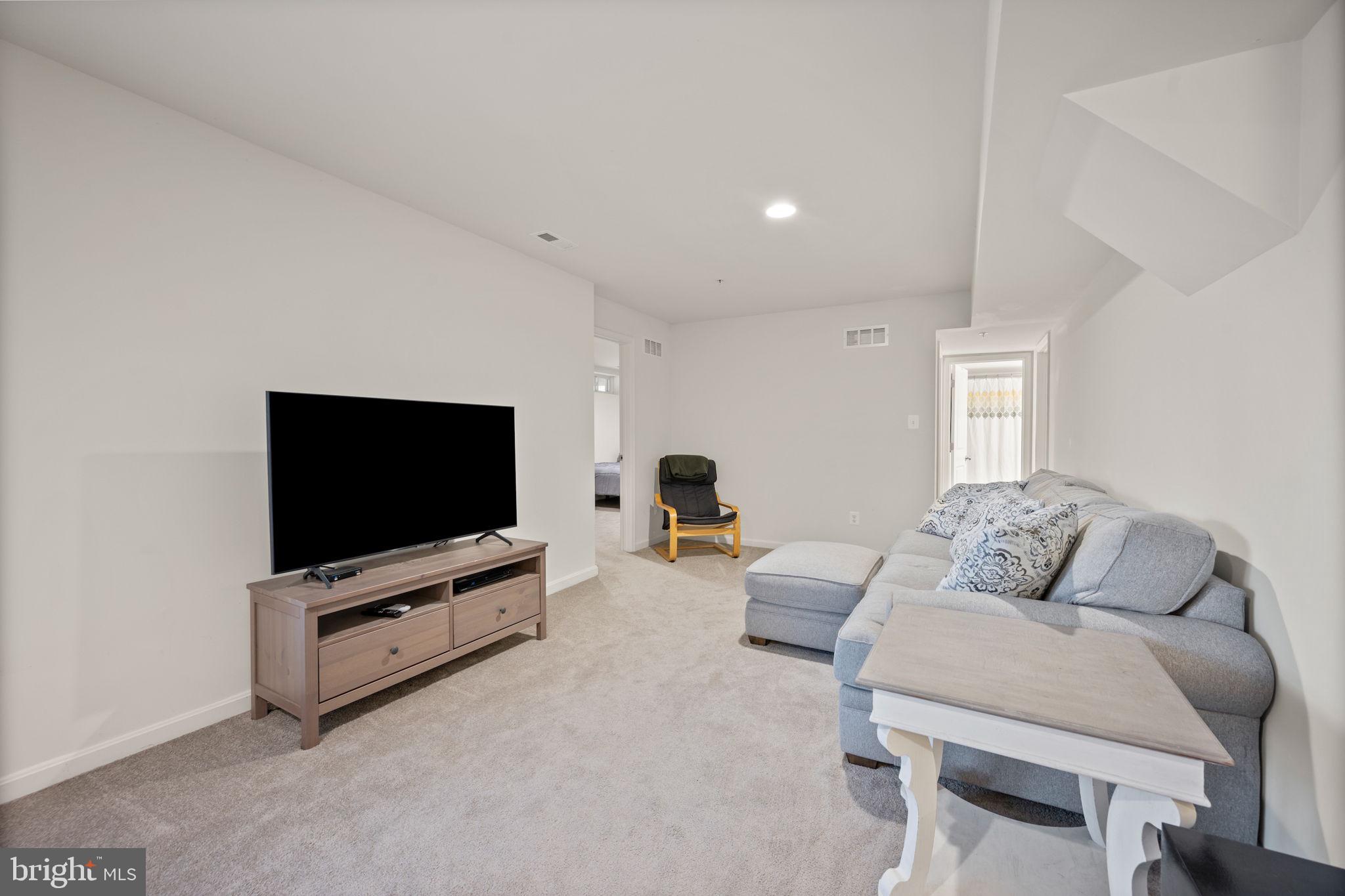 FLETCHER'S WALNUT SPRING - Residential