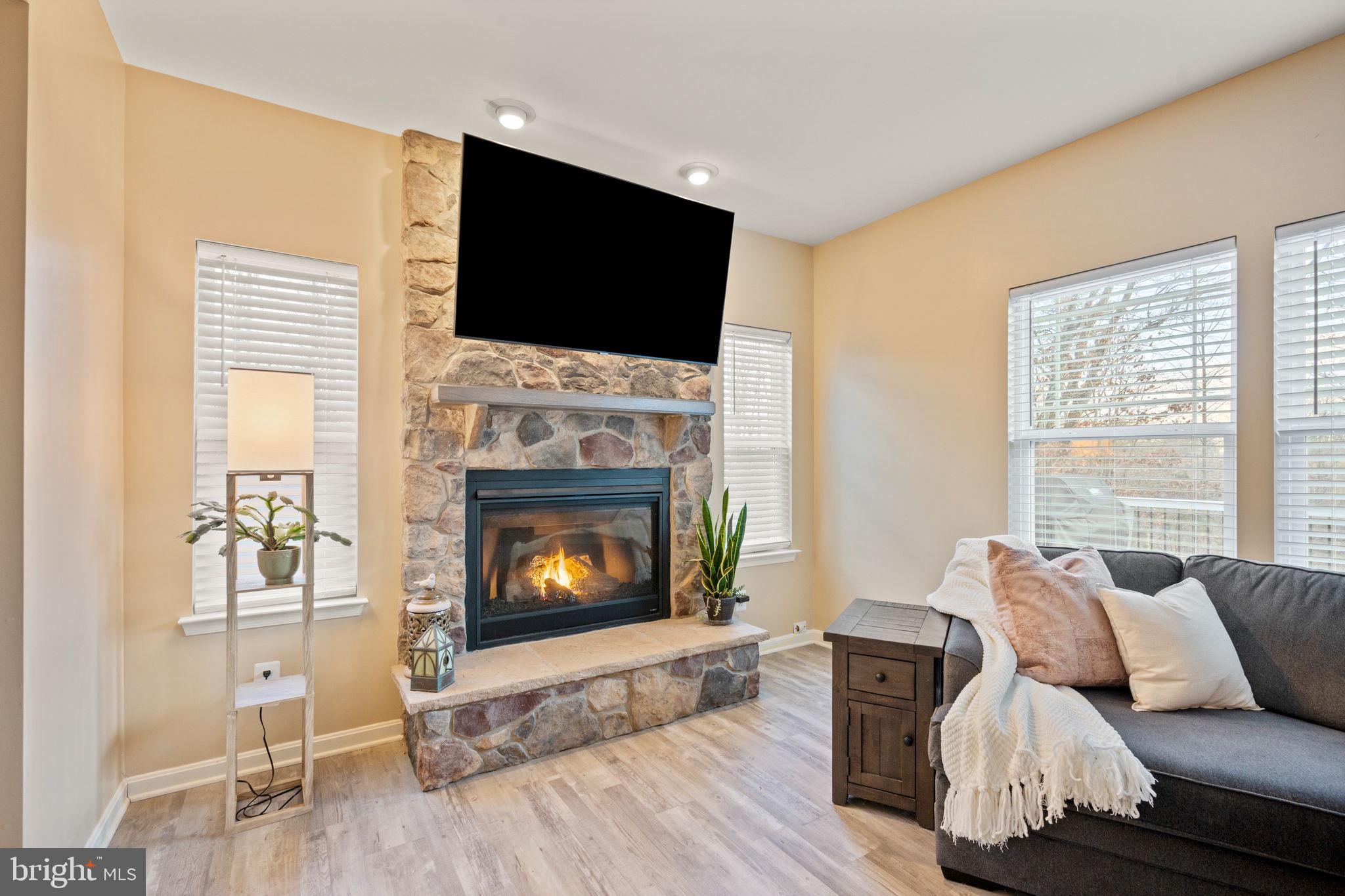 FLETCHER'S WALNUT SPRING - Residential