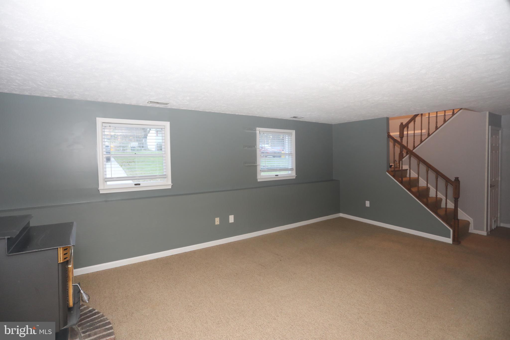 GREENBRIAR - Residential Lease