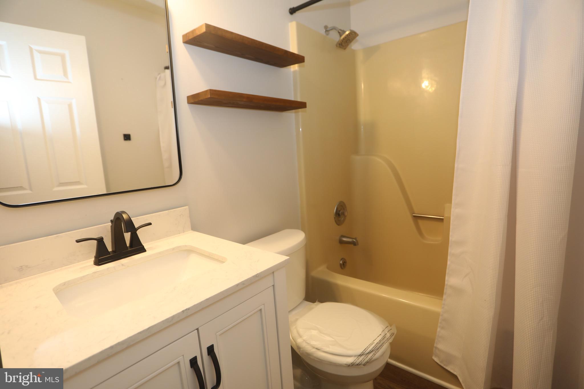 GREENBRIAR - Residential Lease