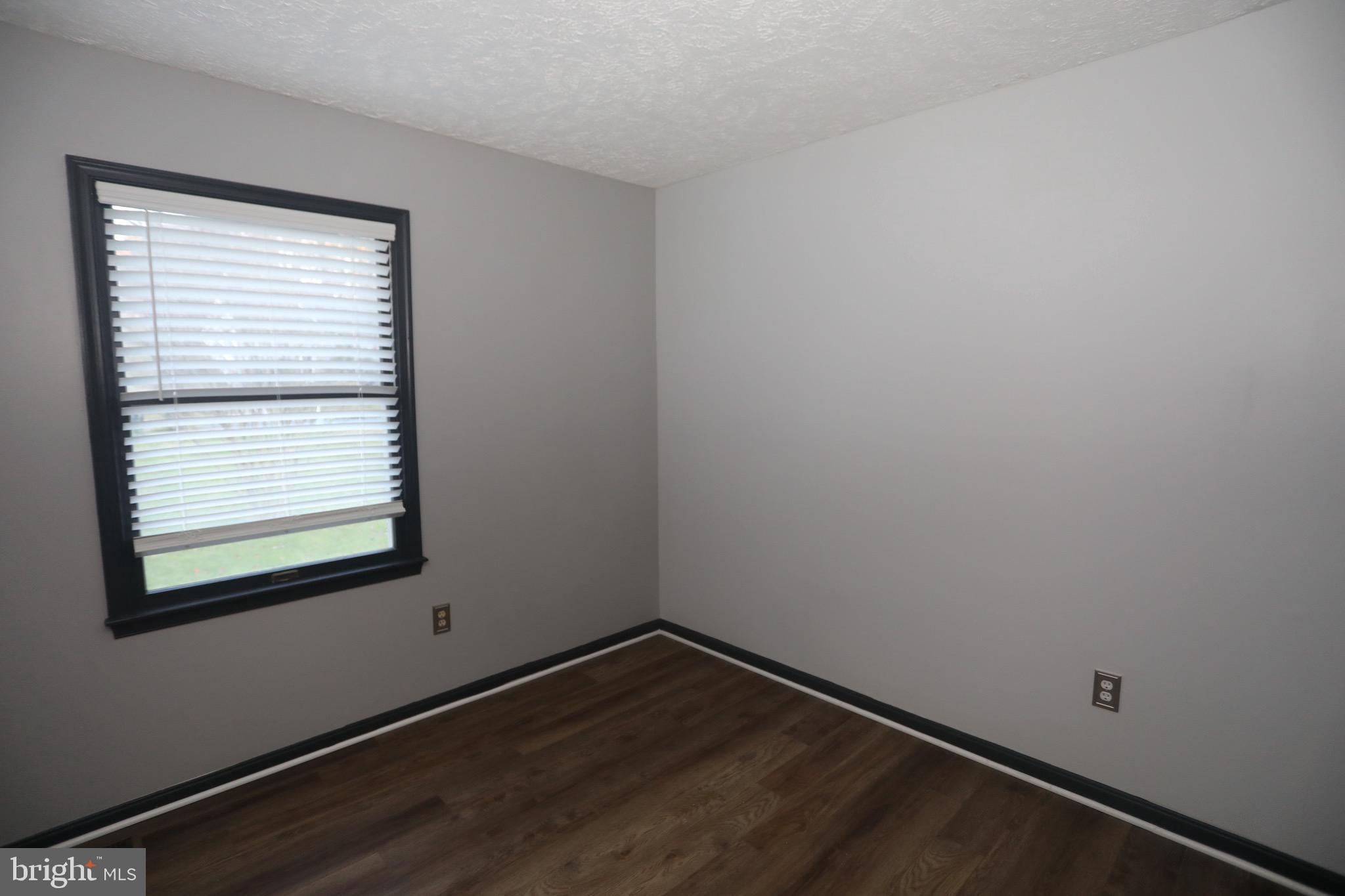 GREENBRIAR - Residential Lease