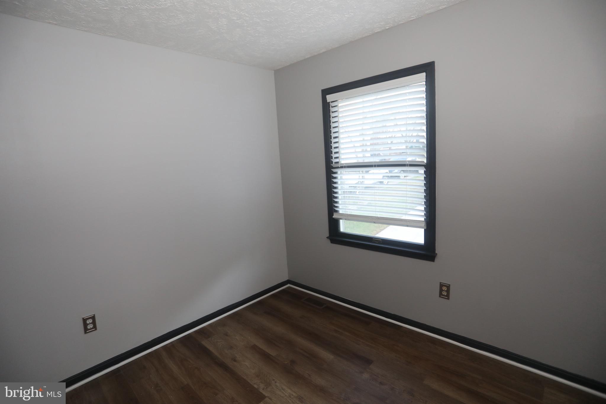 GREENBRIAR - Residential Lease